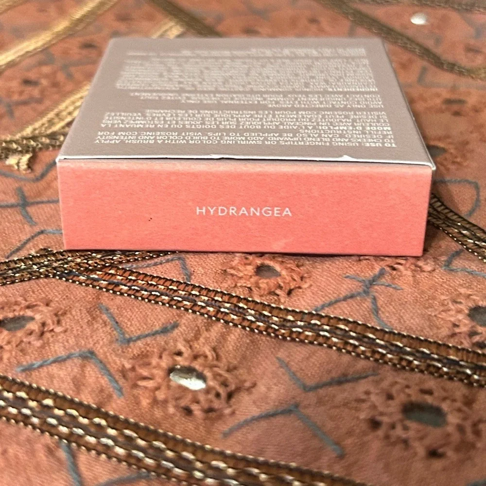 Rose Inc Cream Blush Refillable Cheek & Lip Color in Hydrangea